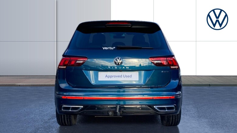 Volkswagen Tiguan 2.0 TDI 4Motion R-Line 5dr DSG Diesel Estate